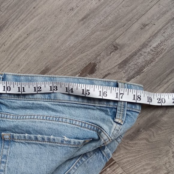 Isabell Maternity by Ingrid & Isbell Midi- Short Size 6 - Picture 5 of 8